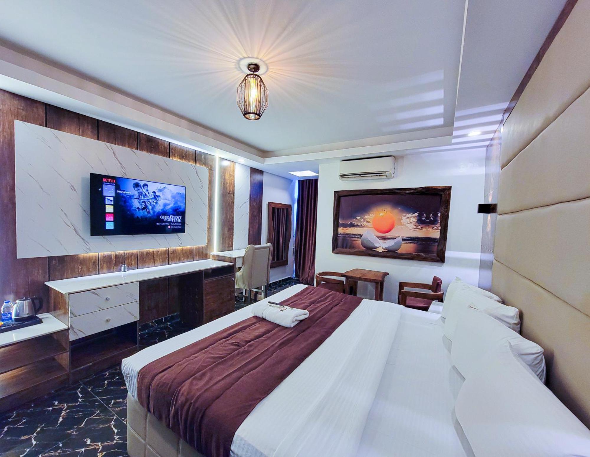 Presken @ Victoria Island 4*