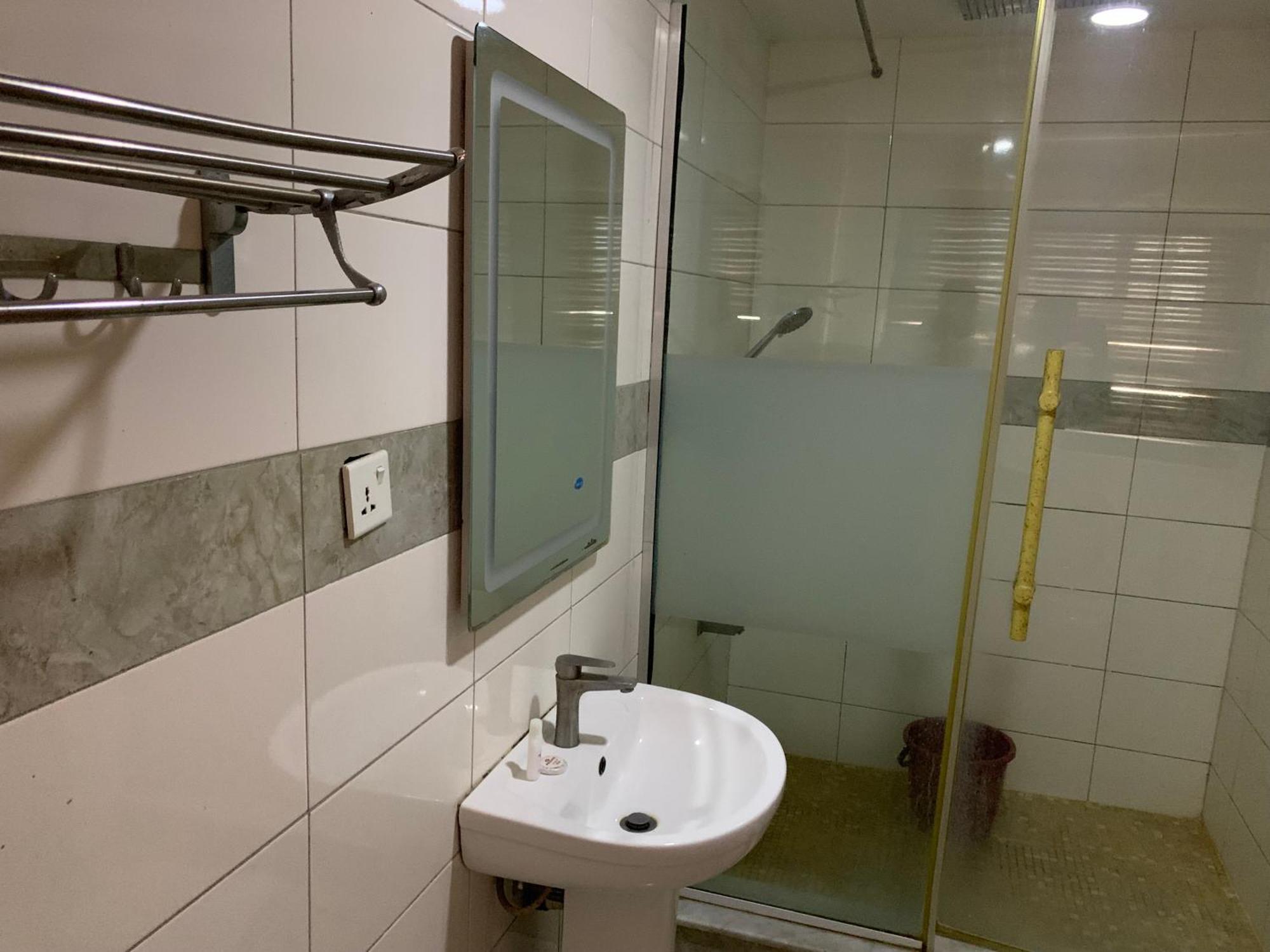 Hotel Presken @ Victoria Island Apese