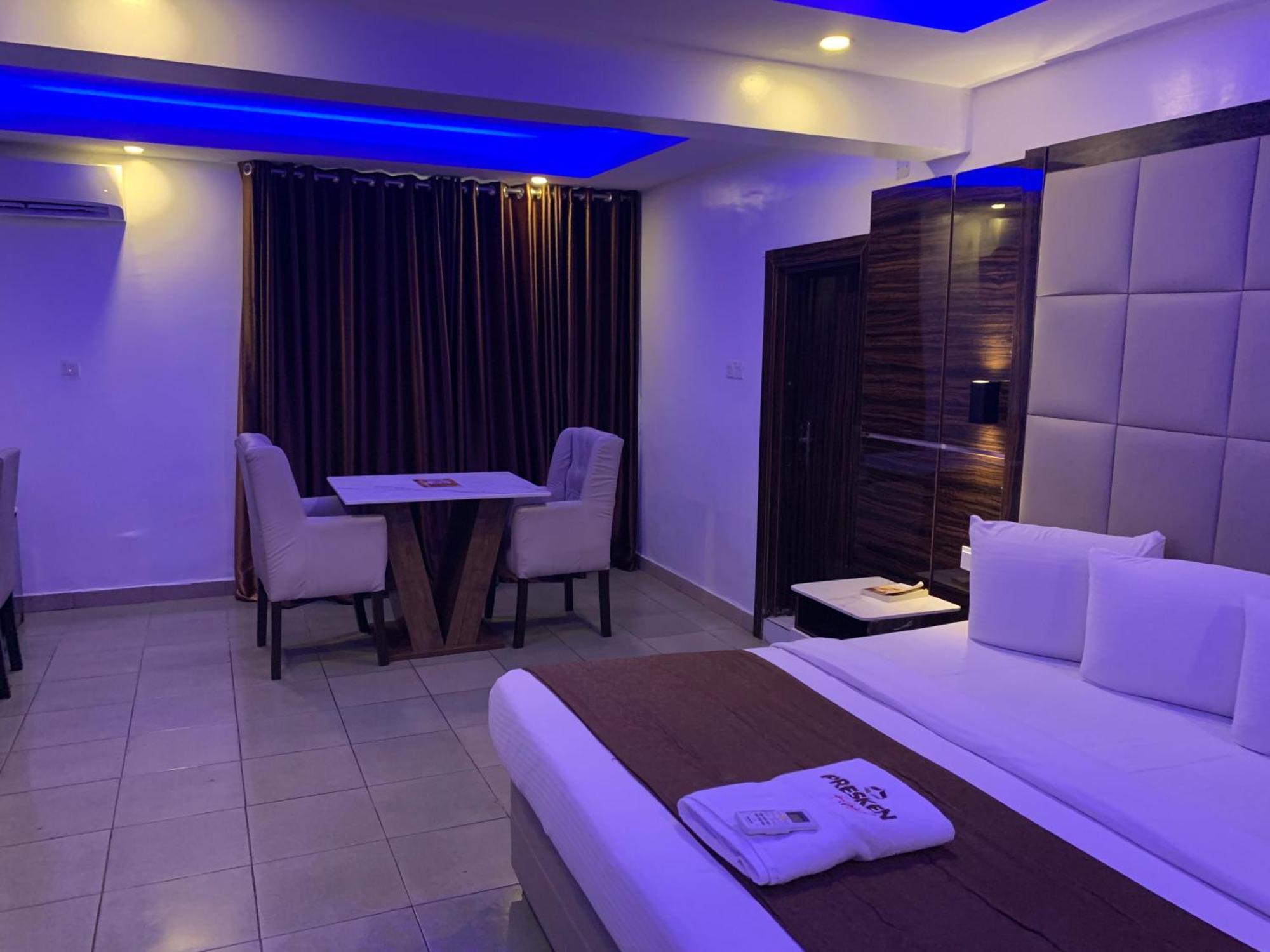 Presken @ Victoria Island 4*